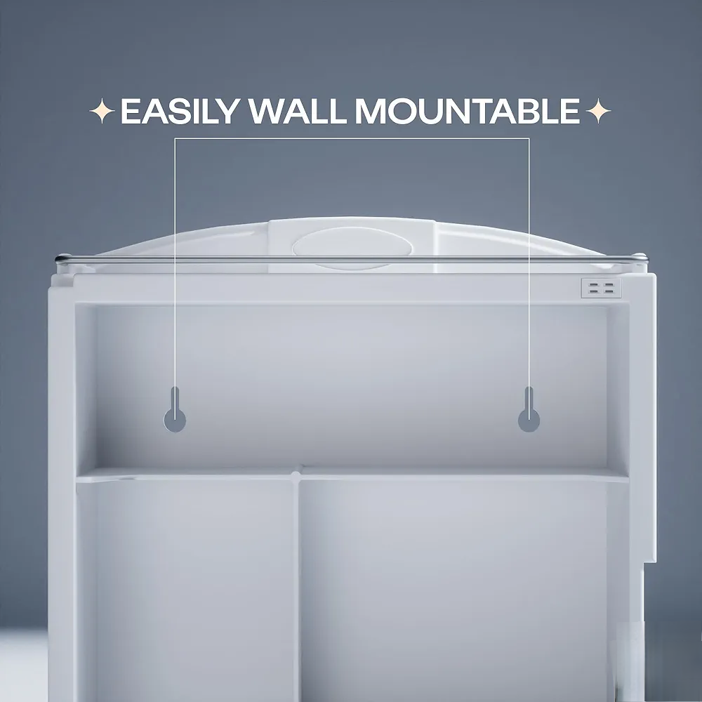 Cabinet with mirror